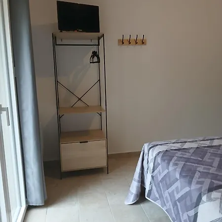 Petite Maison Dans Le Gers 32 別荘 *