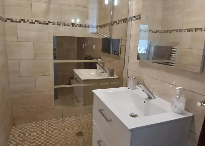 Nyaraló Petite Maison Dans Le Gers 32 *